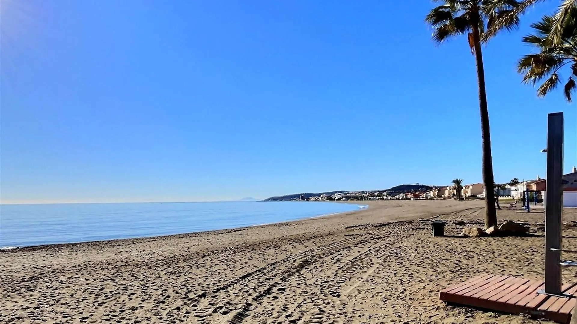 Beautiful Penthouse Apartment With Three Large Double Bedrooms In Casares Costa Buenas Noches